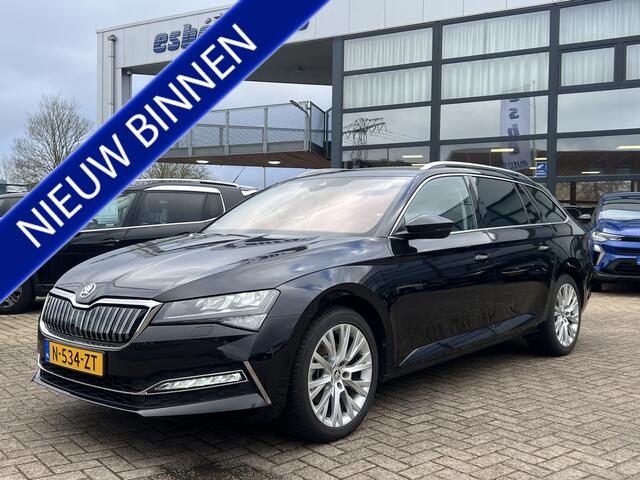 Skoda SUPERB Combi 1.4 TSI iV 218 pk Business Edition Plus Navigatie Trekhaak Camera Carplay Elek Stoel Stoelverwarming v+a ACC DAB 18 Inch Velgen Canton Audio Getint Glas Plug in Hybride NL Auto