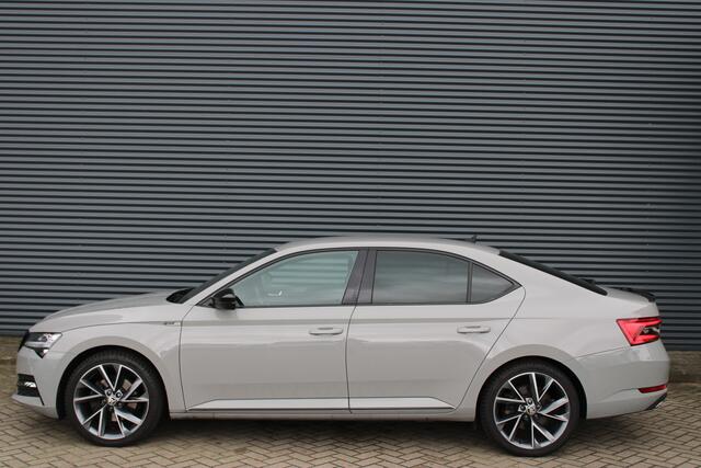 Skoda SUPERB 1.4 TSI iV Sportline Business Full-LED Carplay Virtual Cockpit Elek-trekhaak