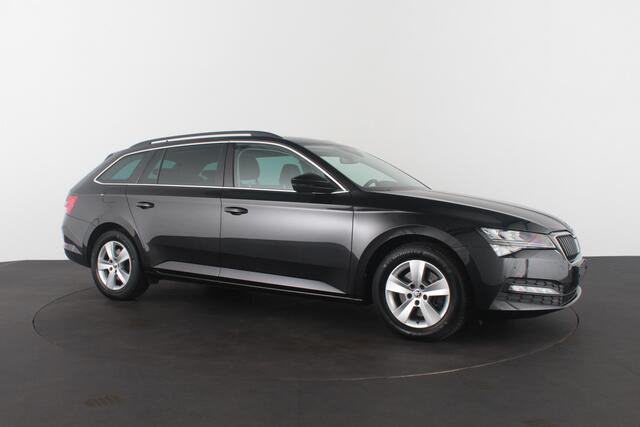 Skoda SUPERB Combi 2.0 TDI Business Edition Automaat/Camera/Adaptive Cruise Control (ACC)...