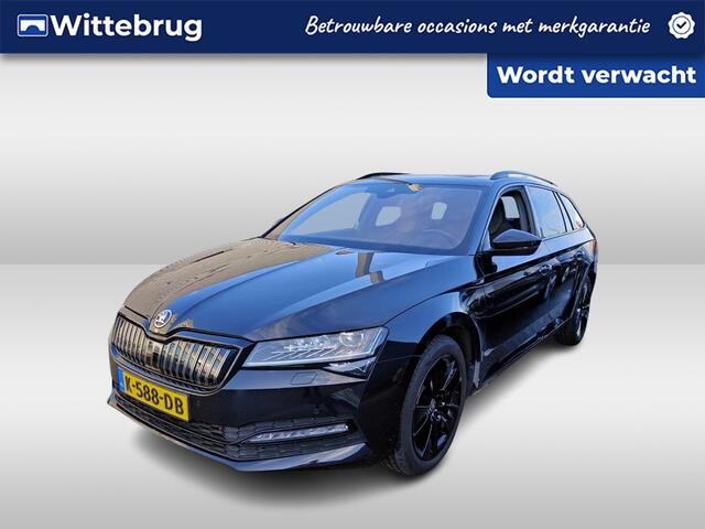 Skoda SUPERB Combi 1.4 TSI iV 218pk Sportline Business DSG Automaat Panoramadak / Navigatie / Camera / LED verlichting / Sport-Comfortstoelen