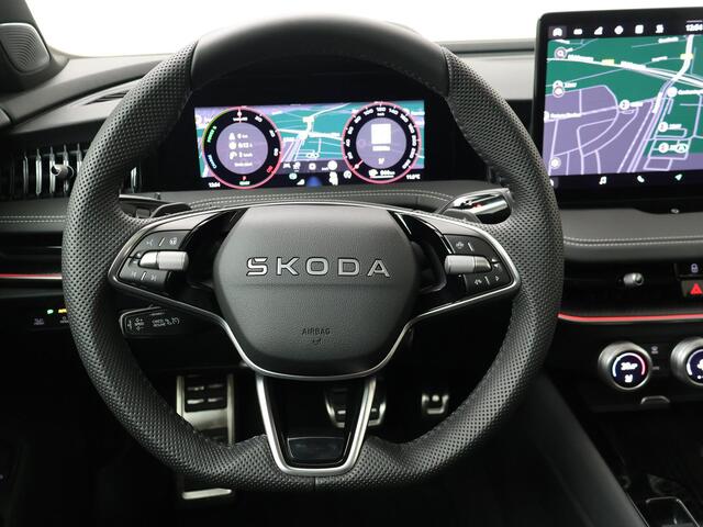 Skoda SUPERB Combi Sportline Business 1.5 TSI PHEV 204 PK DSG Automaat | Panorama dak | Suite Sport Leder | 19" lichtmetalen velgen | Trekhaak | Canton Geluidssysteem |