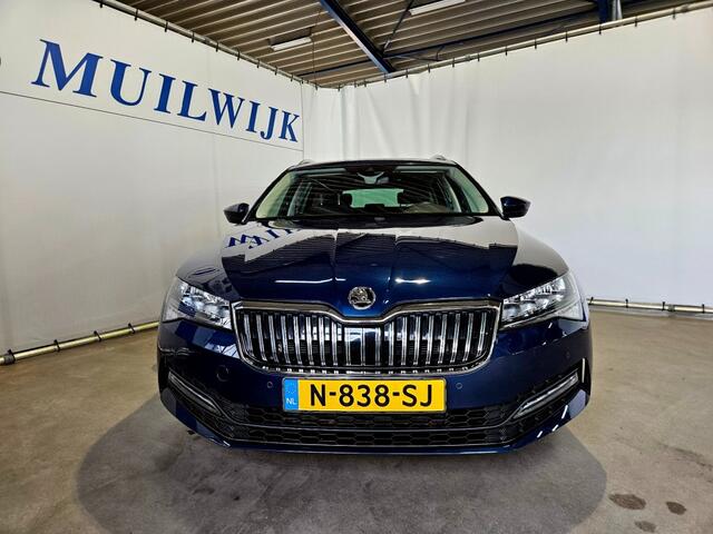 Skoda SUPERB Combi 1.5 TSI ACT Business Edition / Trekhaak / Virtual / NL Auto