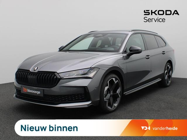 Skoda SUPERB Combi 1.5 TSI PHEV Sportline Business 204PK DSG 360gr. Camera, Head-Up Display, Stoelverwarming, Canton Audio, Side Assist, 19" LM Velgen