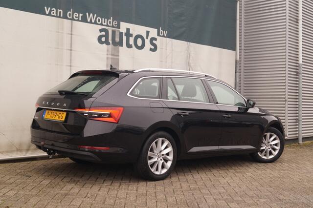 Skoda SUPERB Combi 1.5 TSI 150pk DSG Business Edition Plus -NAVI-ECC-