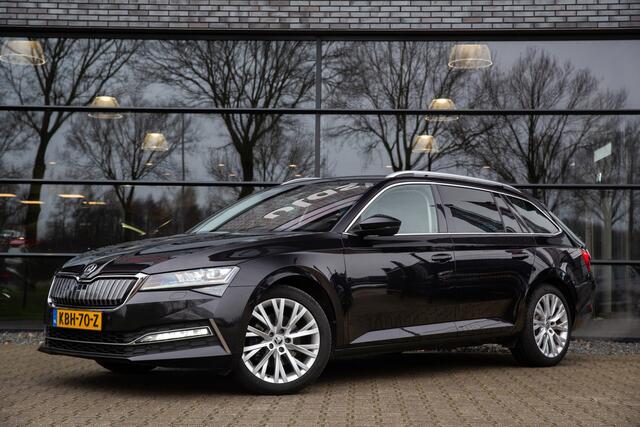 Skoda SUPERB Combi 1.4 TSI iV Business , Virtual cockpit, Canton, Carplay,
