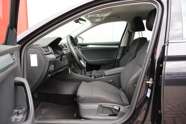 Skoda SUPERB Combi 1.4 TSI Ambition | Origineel NL | Navigatie | Climate Control |