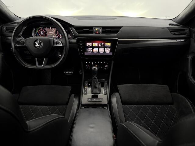 Skoda SUPERB Combi 1.4 TSI iV Sportline Business Half leder, Camera, Apple carplay, Memery stoelen, Stoelverwarming, Keyless start, Cruise control, Virtual desk