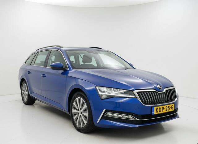 Skoda SUPERB Combi iV 218PK DSG HYBRID BUSINESS TREKHAAK/NAVI/CANTON-AUDIO