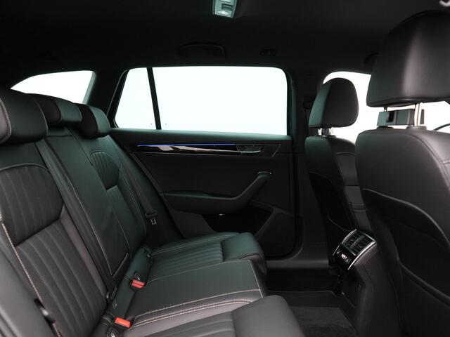Skoda SUPERB Combi 1.4 TSI iV Laurin & Klement PHEV 218pk Dealer O.H. | Adaptive Cruise | 360 Camera | Canton Audio | Lederen Comfortzetels Memory & Massage & Ventilatie | Sfeerverlichting | Stoelen & Stuur Verwarmd | Apple Carplay | Blis | Keyless | Plug In Hybrid