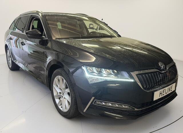 Skoda SUPERB Combi iV 218PK DSG HYBRID BUSINESS CAMERA/NAVI/VIRTUAL/STUURVERW.