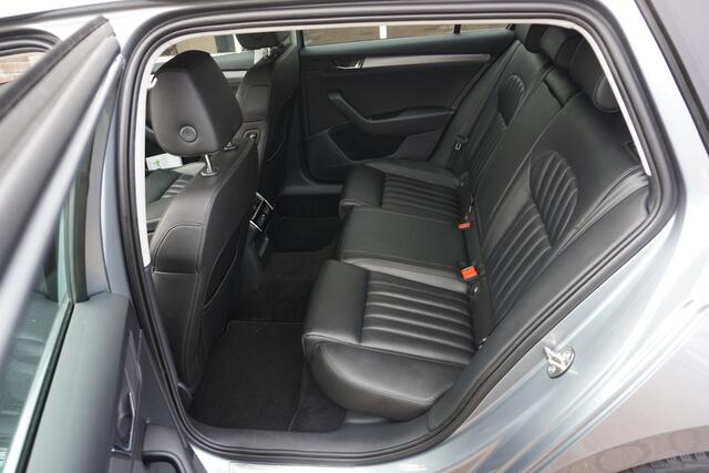 Skoda SUPERB Combi 1.5 TSI ACT Business Trekhaak | ACC | Leer *All in prijs*