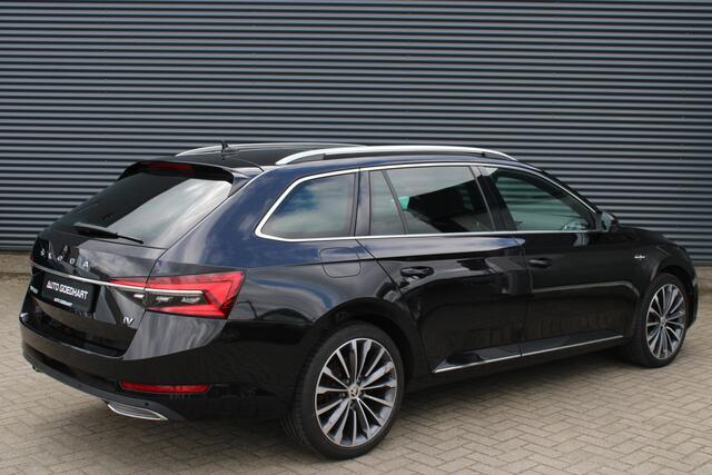 Skoda SUPERB Combi 1.4 TSI iV Laurin & Klement Panoramadak Geventileerde-Zetels Canton Camera Leer