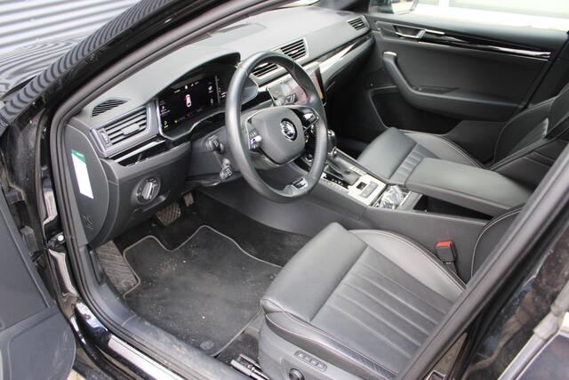 Skoda SUPERB Combi 1.4 TSI iV Laurin & Klement Panoramadak Geventileerde-Zetels Canton Camera Leer