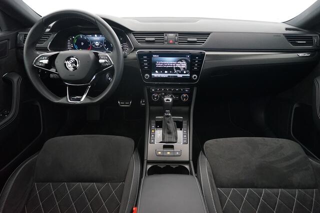 Skoda SUPERB Combi 1.4 TSI iV Sportline Business