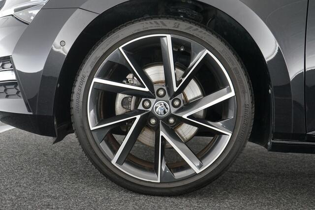 Skoda SUPERB Combi 1.4 TSI iV Sportline Business