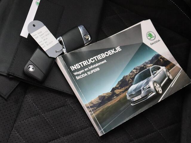 Skoda SUPERB Combi 1.5 TSI ACT Sportline Business VOL! | ACC | Navigatie | Elektrisch Panoramadak | Trekhaak!