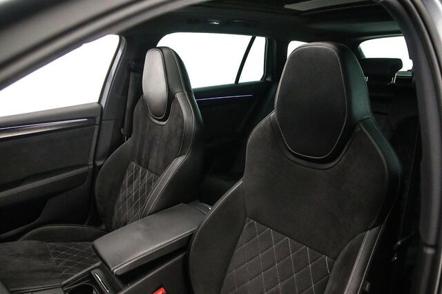 Skoda SUPERB Combi Sportline Business 1.4 TSI PHEV 218pk DSG Automaat Trekhaak, Adaptive cruise control, Panoramadak, CANTON audio, 360 camera, Elektrische achterklep