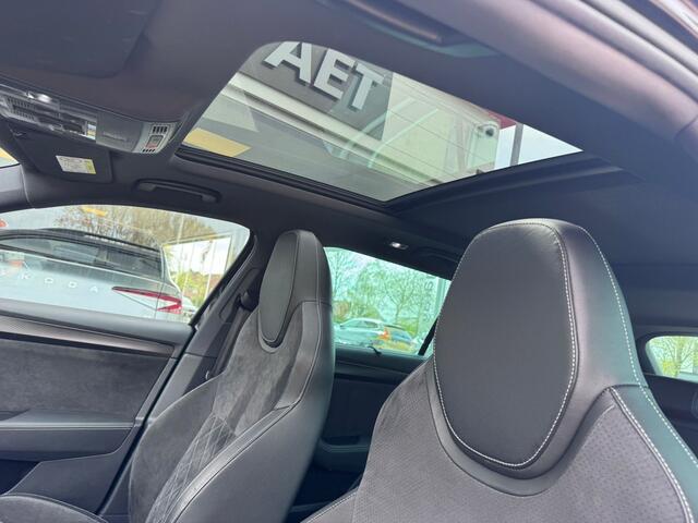 Skoda SUPERB Combi 1.4 TSI iV Sportline Business