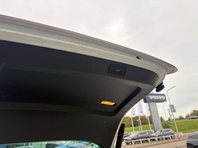 Skoda SUPERB Combi 1.4 TSI ACT 150PK Ambition Business NAVI/ECC/CRUISE/PANODAK/ELEK.KLEP