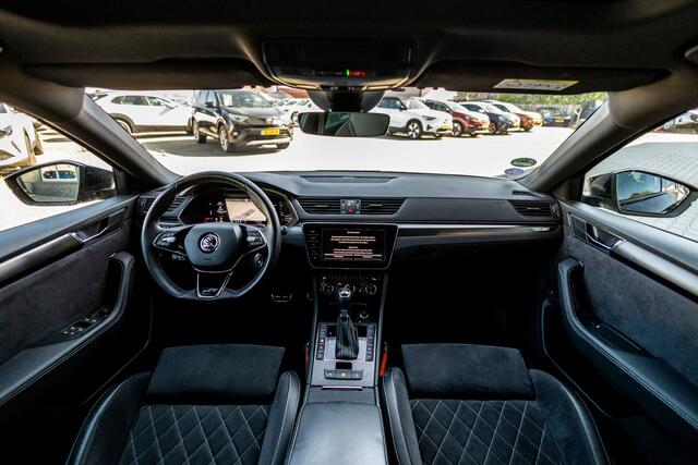Skoda SUPERB Combi 1.4 TSI iV Sportline Business | Pano | 360° Camera