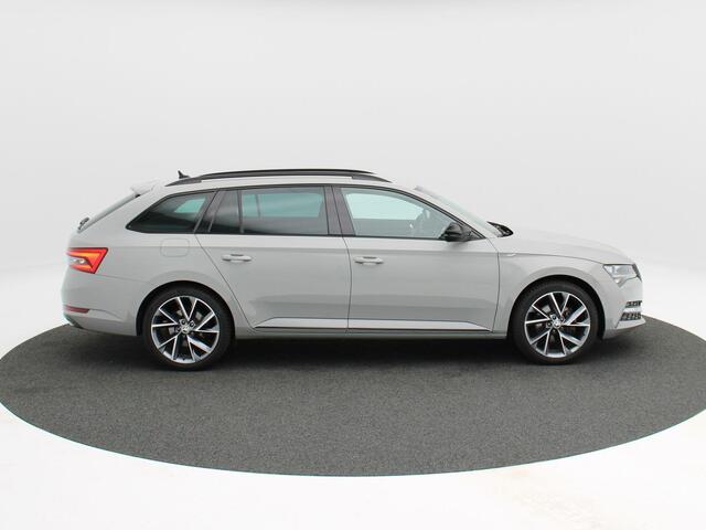 Skoda SUPERB Combi 1.4 TSi 218 Pk iV Sportline Business | Trekhaak | Stoelverwarming | CarPlay | Camera | Cruise Control | Navigatie | Full LED | 19 Inch | 91.754 Km !!