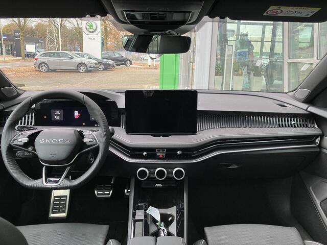 Skoda SUPERB Combi Sportline Business 1.5 TSI PHEV 204 PK | Trekhaak | 19" Lichtmetalen velgen | Panorama dak | Canton Geluid | Suite leder |