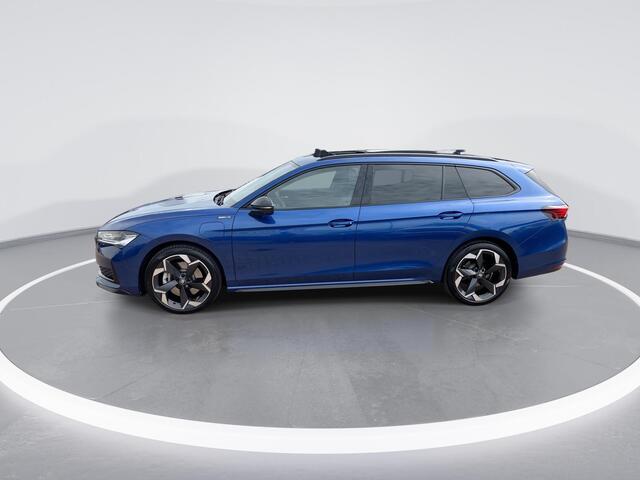 Skoda SUPERB 1.5 TSI PHEV 204pk Sportline Business · Panoramadak · Trekhaak · Leder · Garantie t/m 19-06-2030 of 100000km