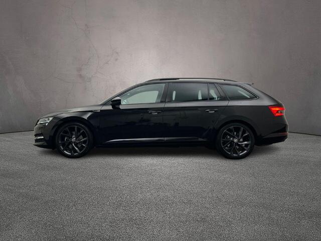 Skoda SUPERB Combi Sportline Business 1.5 TSI 150pk DSG Automaat Trekhaak, 360 camera, Panoramadak, Adaptive cruise control, Navigatie, LED matrix koplampen