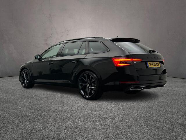 Skoda SUPERB Combi Sportline Business 1.5 TSI 150pk DSG Automaat Trekhaak, 360 camera, Panoramadak, Adaptive cruise control, Navigatie, LED matrix koplampen