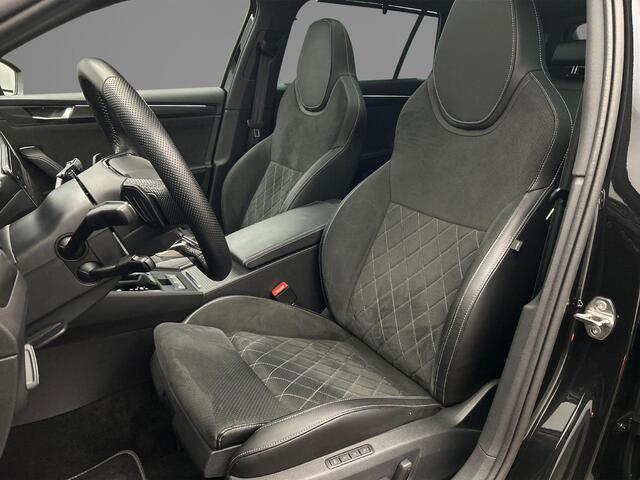 Skoda SUPERB Combi Sportline Business 1.5 TSI 150pk DSG Automaat Trekhaak, 360 camera, Panoramadak, Adaptive cruise control, Navigatie, LED matrix koplampen