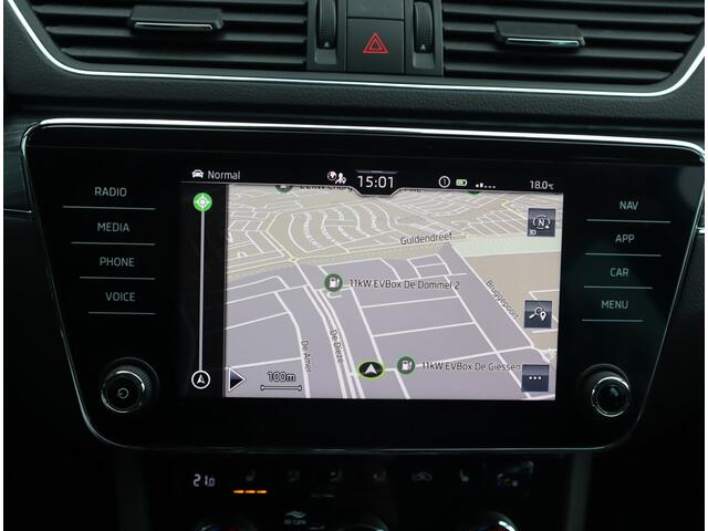 Skoda SUPERB Combi 1.4 TSI iV Business Edition Plus Stoel-stuurverwarming