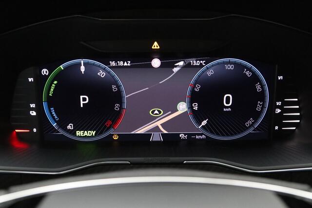 Skoda SUPERB Combi 1.4 TSI iV 218 PK Sportline Business PHEV, Trekhaak, Winterpakket, Memory