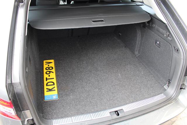 Skoda SUPERB Combi 1.4 TSI iV Business Edition Plus | Trekhaak | Adaptieve Cruise | Achteruitrijcamera