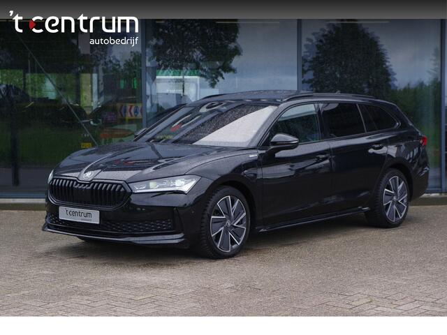 Skoda SUPERB Combi 1.5 TSI PHEV 204 PK Sportline, Panoramadak, Trekhaak, Head-Up Display