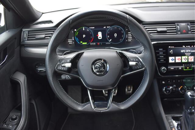 Skoda SUPERB Combi 1.4 TSI iV Sportline Business Elek. trekhaak, Adaptive cruise, Memory stoel, Crystal Lighting