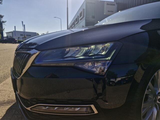 Skoda SUPERB Combi 1.5 TSI Business Edition Plus | Panoramadak | Trekhaak | Navi |