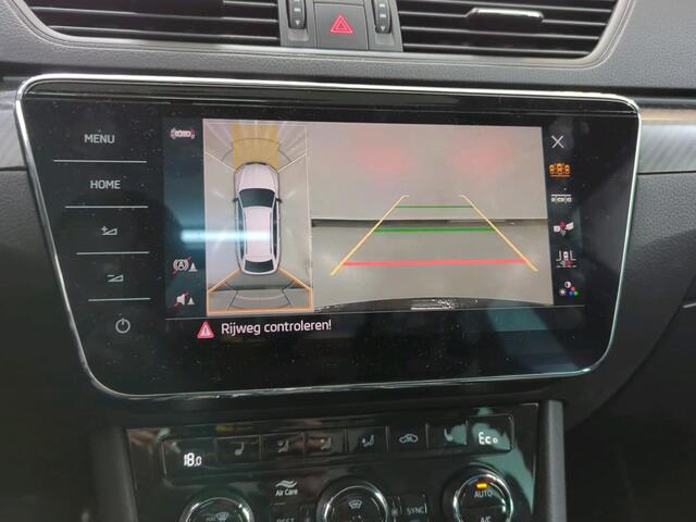 Skoda SUPERB Combi 1.4 TSI 218pk iV Sportline Business / Panoramadak / LED / Navigatie / Achteruitrij Camera / Elec. Achterklep / Memory Seats / 19''LMV