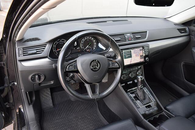 Skoda SUPERB Combi 1.4 TSI ACT Style Business | AppleCarplay | Stoelverw. | Leder | Adaptive