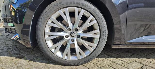 Skoda SUPERB 1.5 TSI Business Edition El. stoelverstelling + Geheugen Nederlande auto