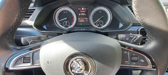 Skoda SUPERB 1.5 TSI Business Edition El. stoelverstelling + Geheugen Nederlande auto
