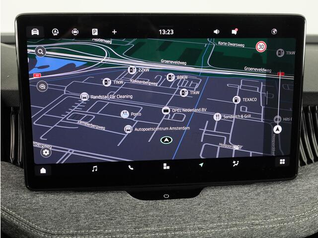 Skoda SUPERB Combi 1.5 TSI MHEV First Edition 150 pk | Trekhaak wegklapbaar | Panoramadak | Verlengde garantie | Navigatie | Achteruitrijcamera | Verwarmbare voorstoelen