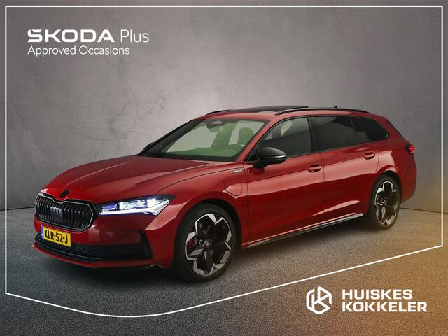 Skoda SUPERB Combi Sportline Business 1.5 TSI PHEV 204pk DSG Automaat Trekhaak, Panoramadak, CANTON audio, LED matrix koplampen, Adaptive cruise control