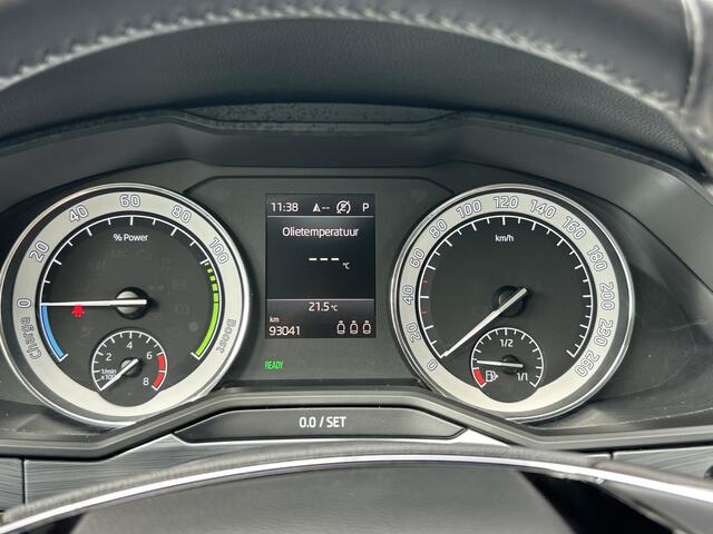 Skoda SUPERB Combi BWJ 12-2020 | 1.4TSI iV 218PK SPORT BUS. AUTOMAAT | CLIMA | STOELVERW | SPORTSTOELEN | PRIVACY GLASS | CARPLAY | NAVI | CAMERA A |