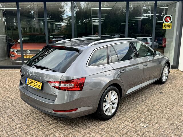 Skoda SUPERB Combi 1.4 TSI iV Business Edition Plus*Navigatie*Panoramadak*Stoelverwarming*