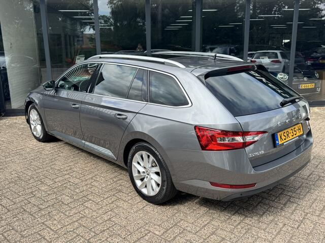 Skoda SUPERB Combi 1.4 TSI iV Business Edition Plus*Navigatie*Panoramadak*Stoelverwarming*