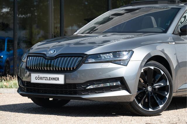 Skoda SUPERB Combi 1.4 TSI iV Sportline Business | Pano | Trekhaak | ACC | 19" | Elek. stoelen | Standkachel