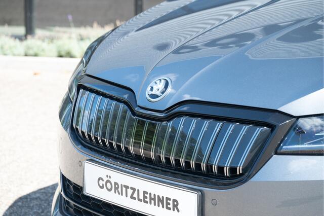Skoda SUPERB Combi 1.4 TSI iV Sportline Business | Pano | Trekhaak | ACC | 19" | Elek. stoelen | Standkachel