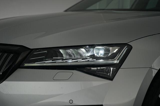 Skoda SUPERB 1.4 TSI iV Sportline Business