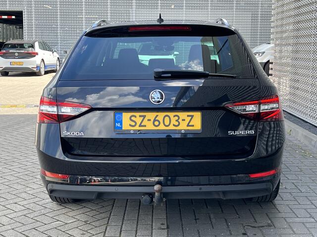 Skoda SUPERB Combi 1.4 TSI ACT Clever Edition / Pano / Navigatie / App connect / Parkeersensoren V+A / Trekhaak / Memory seat /