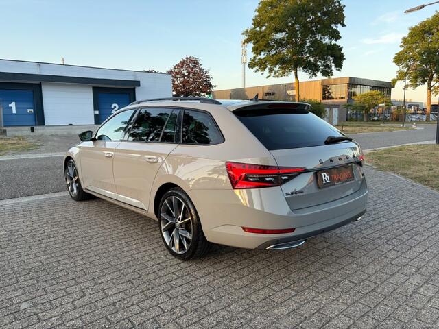 Skoda SUPERB Combi 1.4 TSI iV Sportline Pano Virtual Memory